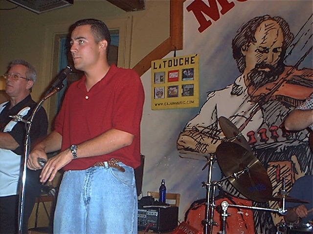 Sean_Jun_01.JPG (98553 bytes)